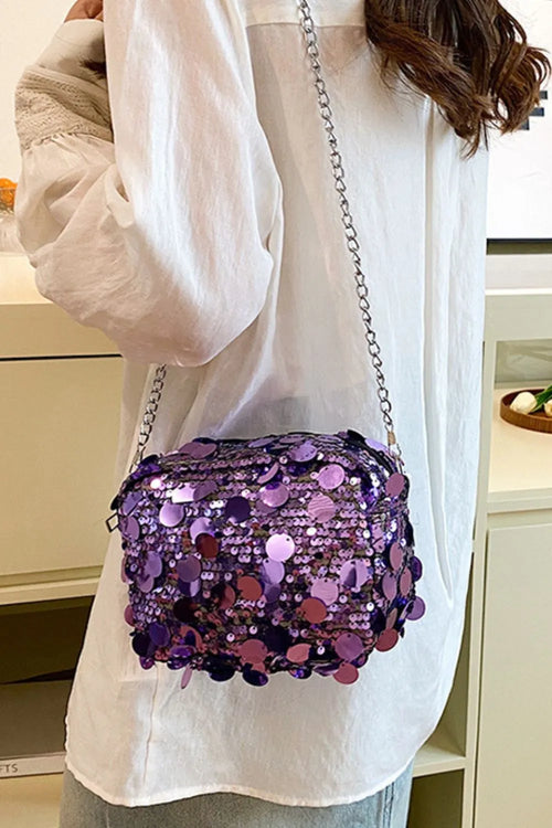 Small sequin chain shoulder bag made of polyester.