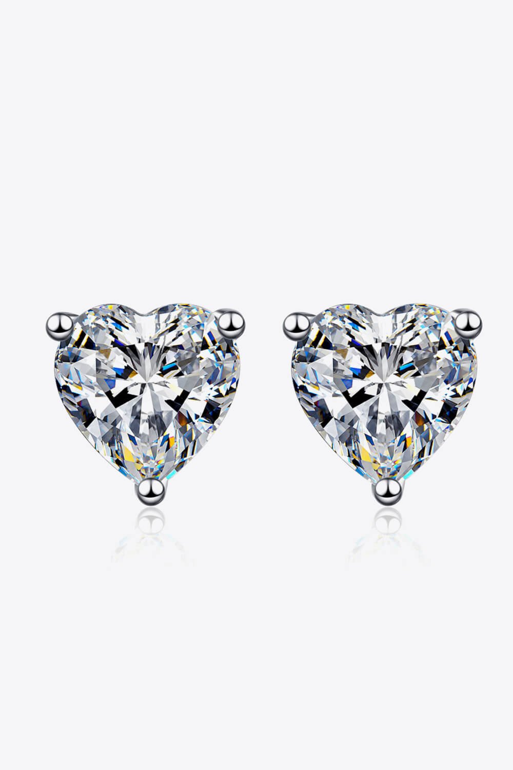 2 Carat Moissanite Heart-Shaped Stud Earrings - Jsandiclothing.com