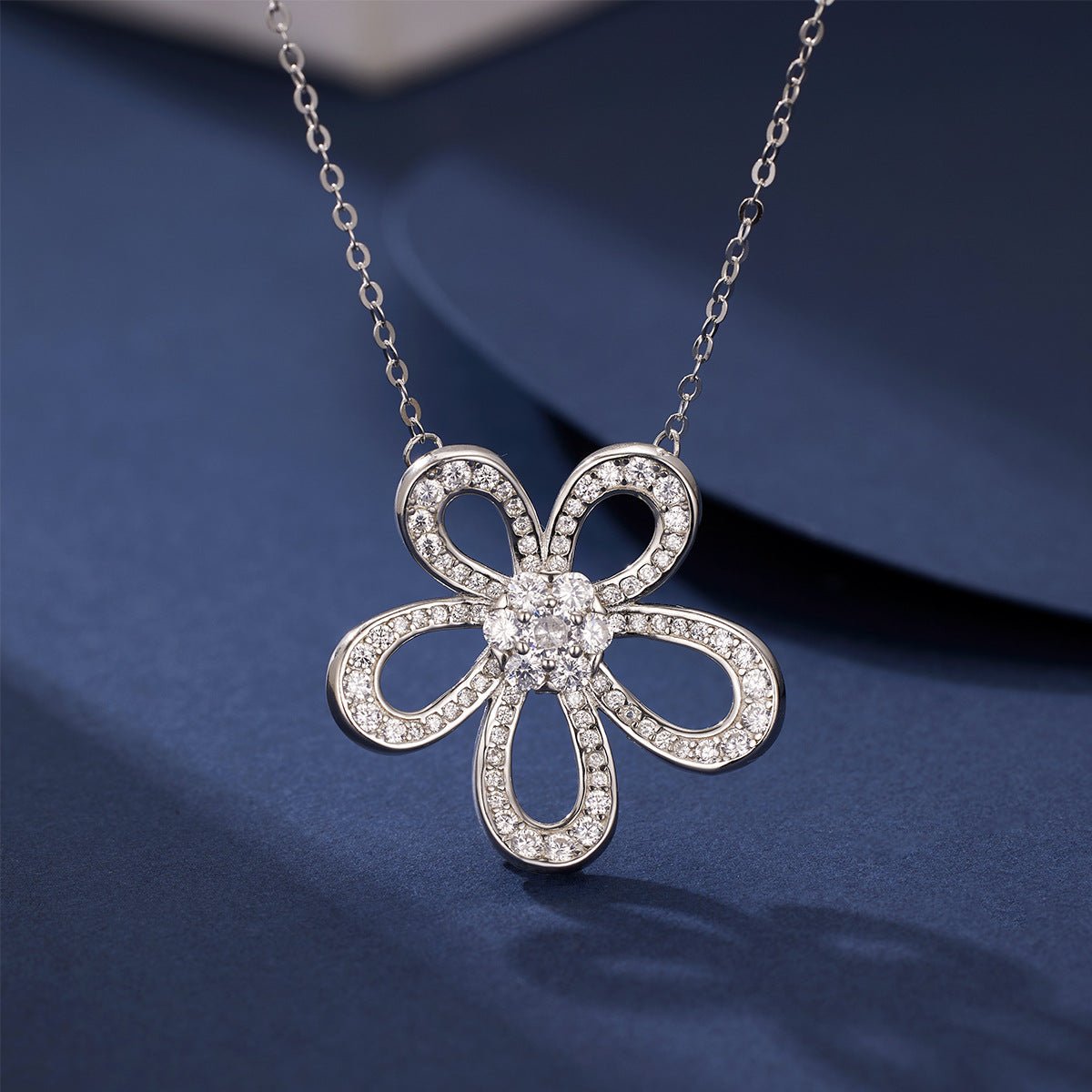 925 Sterling Silver Flower Pendant Necklace - Jsandiclothing.com
