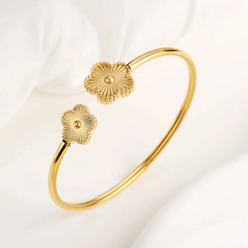 Classic Luxury Stainless Steel Five Leaf Flower Open Bangle High Quality Women Fashion Party Jewelry Gift Daily Wear Clover