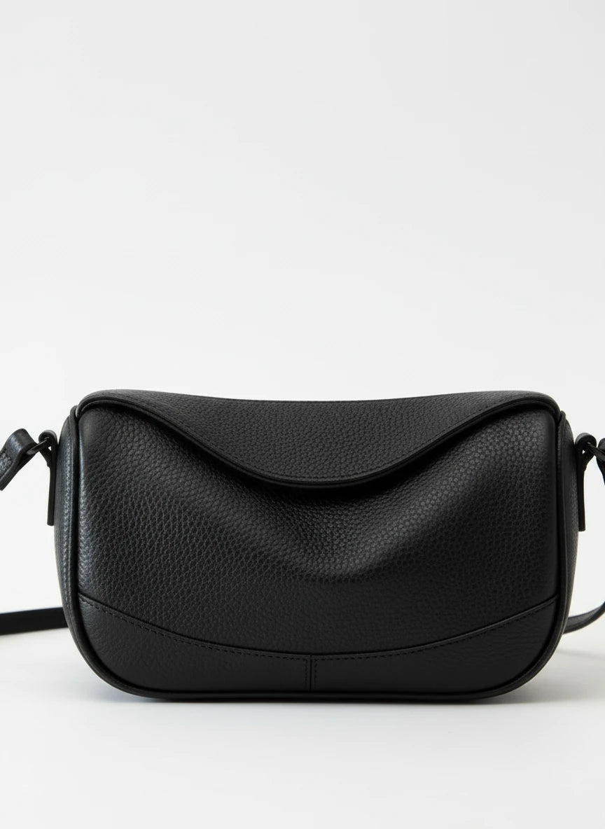Minimalist Leather Crossbody Bag - Jsandiclothing.com