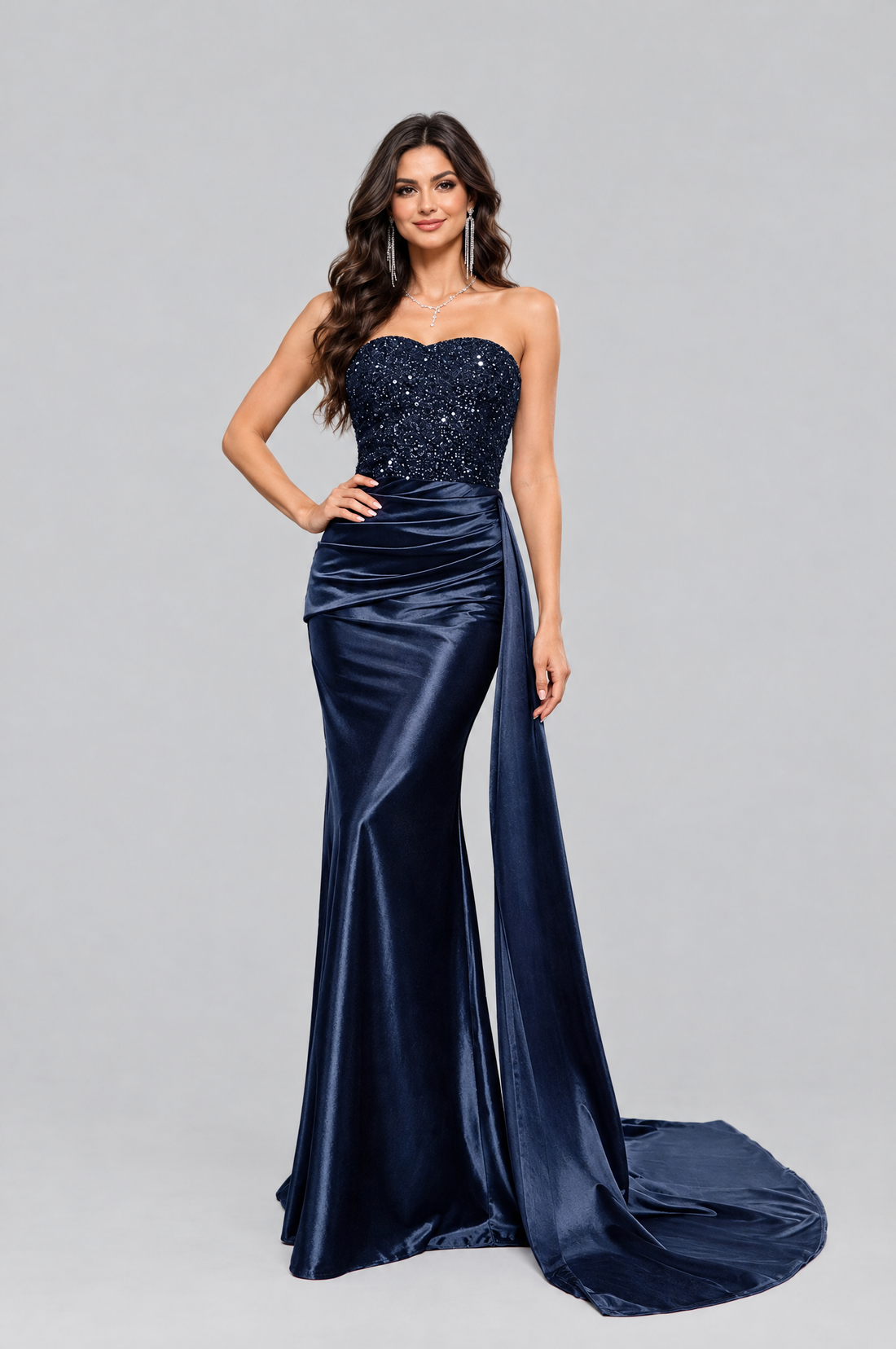 Model wearing the navy Sweetheart Neck Tube Evening Dress, full length | JSandiclothing